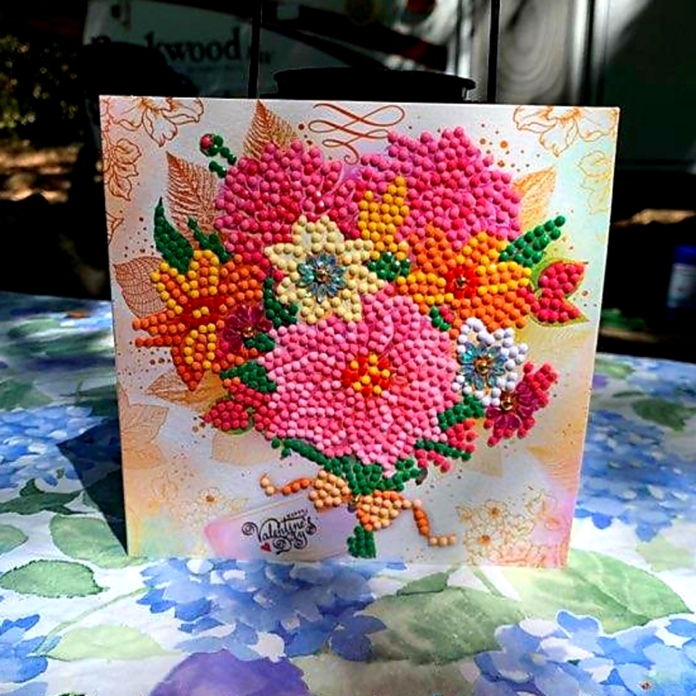Happy Valentines Day Flower Bouquet Card - Picture 1 of 4